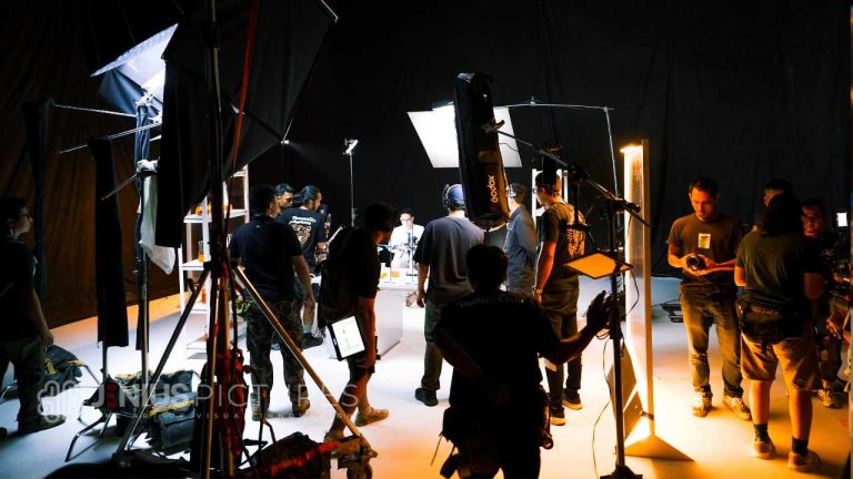 Production House Adalah Pilihan Tepat Untuk Mewujudkan Ide Anda Menjadi Karya Visual Yang Luar Biasa.