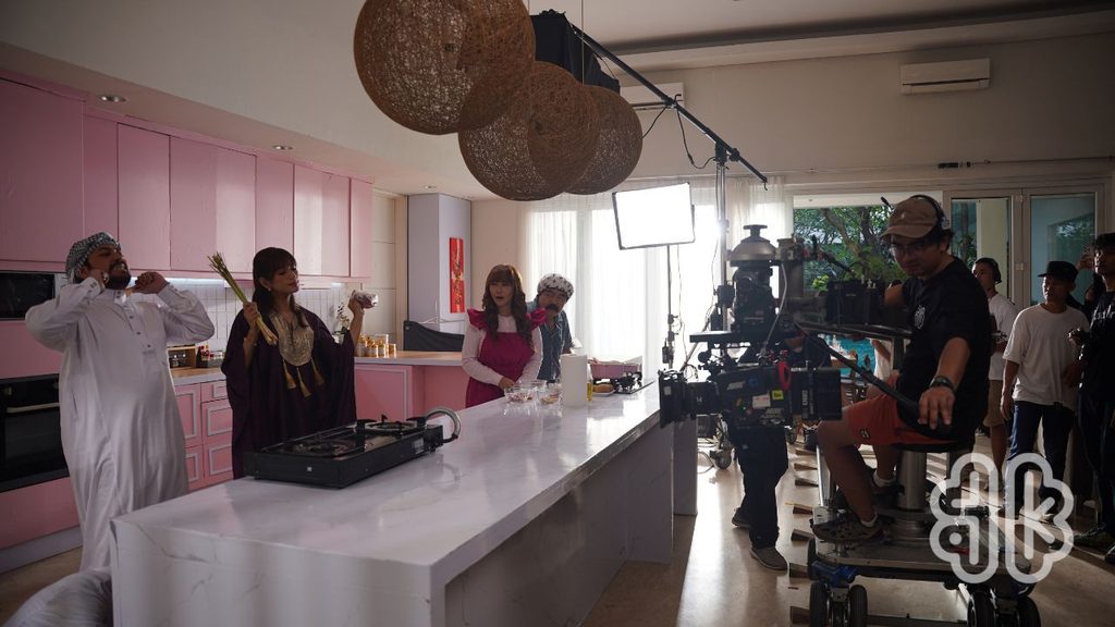 Apa-Itu-Behind-The-Scenes