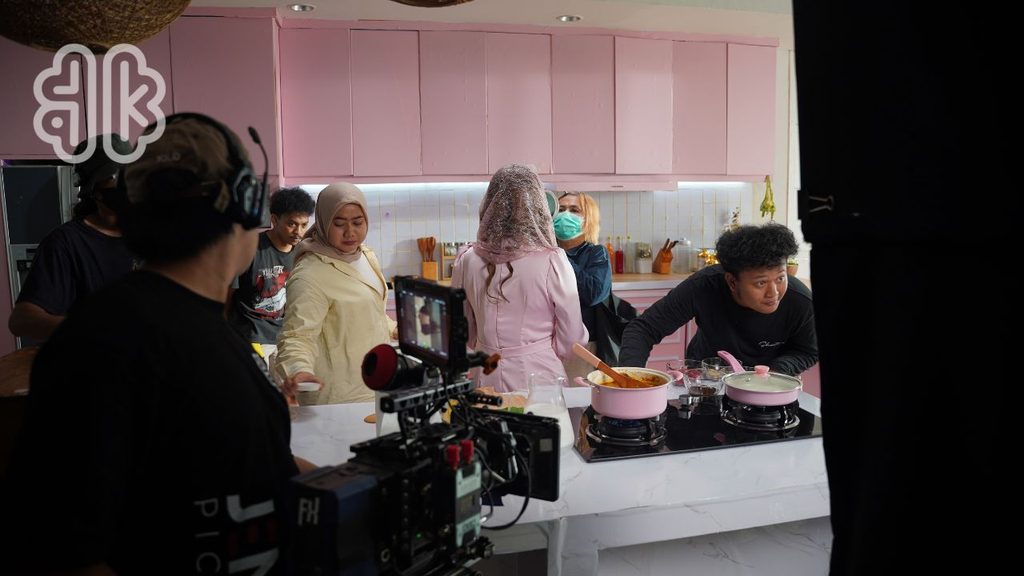 Mengapa-Behind-The-Scene-Menarik